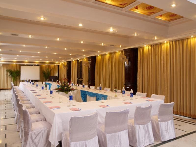 Hotel Hillock Mount Abu Ngoại thất bức ảnh